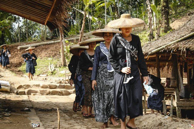 Menjelajahi Kampung Baduy: Sebuah Perjalanan ke Masa Lalu yang Masih Hidup
