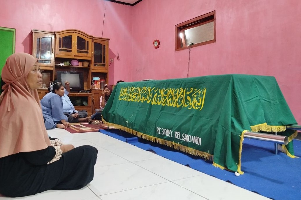 jenazah-rizal-dirumah-duka Dok. Kompas.Com. 📷 Istimewa